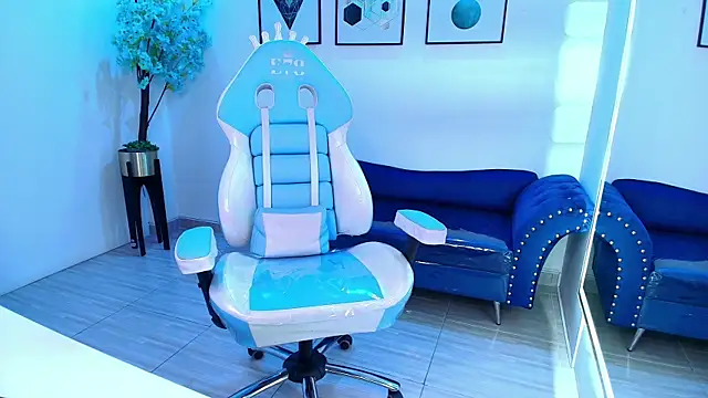 Snapshot of Patme_queen chatting on July 23, 2026, 1:58 am Patme queen online show from July 23, 2026, 1:58 am