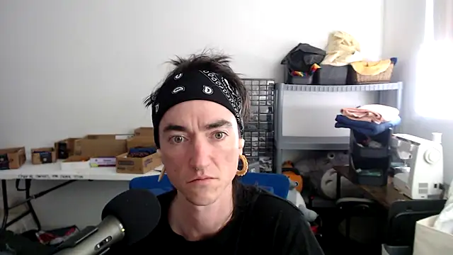 nymphogyny online show from April 14, 2026, 9:54 pm