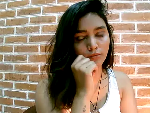 jellyyynspicyyy online show from June 17, 2026, 11:56 am