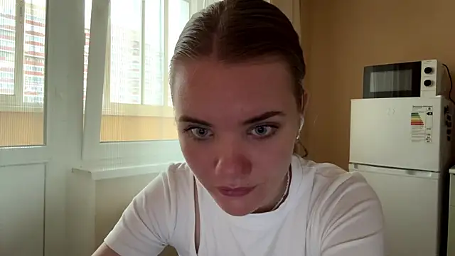 doana bebriti online show from May 22, 2026, 2:22 pm