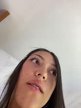 thalia ec online show from April 24, 2026, 12:29 pm