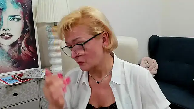 Snapshot of luna_xfantasy chatting on May 7, 2026, 6:41 am luna xfantasy online show from May 7, 2026, 6:41 am