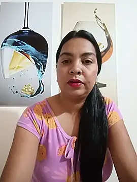 Silvana2927 online show from June 25, 2026, 6:29 am