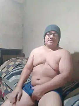 Snapshot of johnconno chatting on May 5, 2026, 11:35 pm johnconno online show from May 5, 2026, 11:35 pm