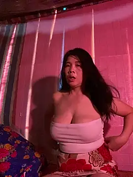 Snapshot of Best-nude chatting on June 13, 2026, 7:17 am Best-nude online show from June 13, 2026, 7:17 am