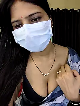 Eva Elexx online show from June 9, 2026, 6:52 pm