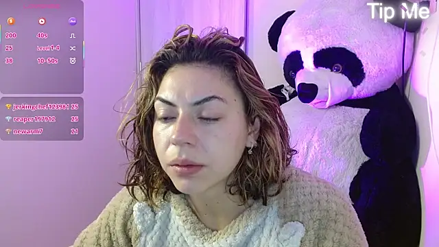 aprildumont online show from April 30, 2026, 12:44 pm
