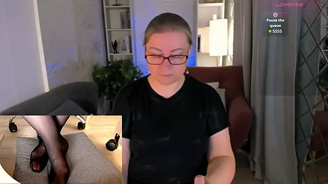 Alexandra Kind online show from May 31, 2026, 8:54 pm