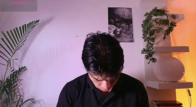 andyypalmer  online show from May 13, 2026, 10:56 am
