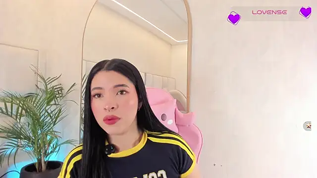 imnikaa  online show from June 27, 2026, 2:23 pm