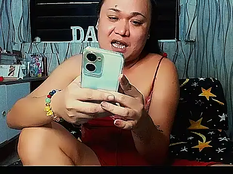 Snapshot of TsDomBella chatting on April 16, 2026, 8:26 am TsDomBella online show from April 16, 2026, 8:26 am