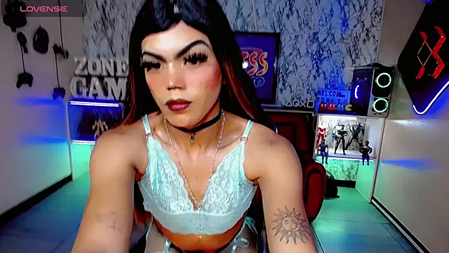abril gomez   online show from May 9, 2026, 3:23 am