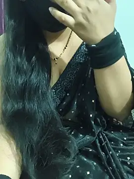 sweetylove01 online show from June 2, 2026, 5:48 pm