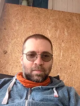 gayboyx77 online show from April 16, 2026, 11:55 am