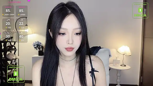 Snapshot of IAIA_iris chatting on July 5, 2026, 1:18 pm IAIA iris online show from July 5, 2026, 1:18 pm