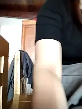 Lick-cum online show from April 17, 2026, 1:52 am