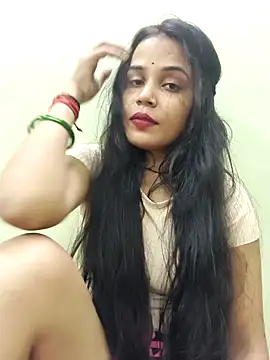 Snapshot of Dimple-Shah chatting on August 4, 2026, 1:14 pm Dimple-Shah online show from August 4, 2026, 1:14 pm