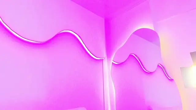 VenusBlazzer online show from June 23, 2026, 10:57 am