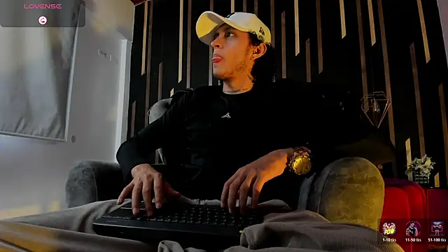 JayTaylorr online show from May 9, 2026, 11:37 am