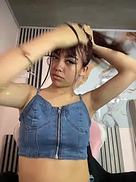 kira ec online show from June 15, 2026, 3:36 pm
