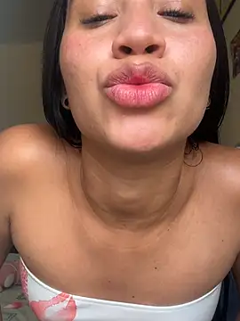 Snapshot of Sexysoeh chatting on May 24, 2026, 9:09 pm Sexysoeh online show from May 24, 2026, 9:09 pm