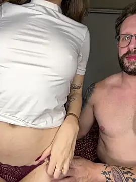 samucaalemao online show from April 17, 2026, 1:19 am