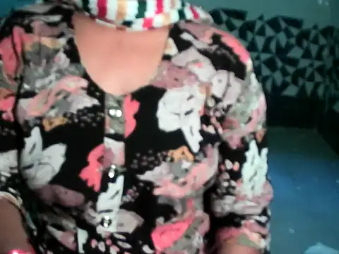 Hotty Bhabhi1 online show from May 18, 2026, 4:29 am