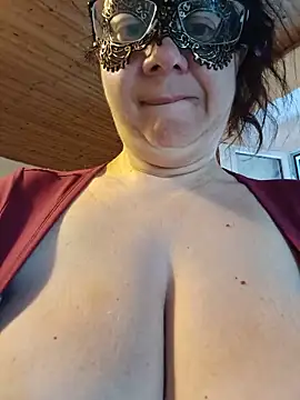 CasalingaEccitata online show from July 1, 2026, 4:36 am