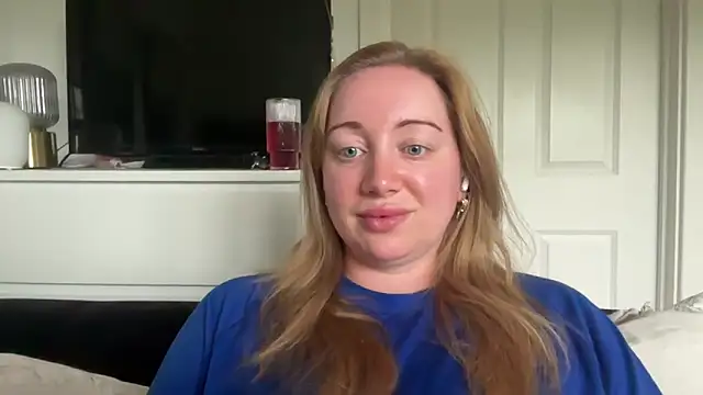 arielsweetieee online show from June 11, 2026, 6:39 pm