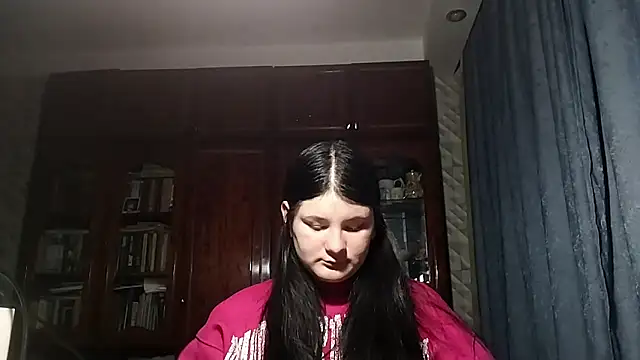 BeatriceMolands online show from April 26, 2026, 7:22 pm