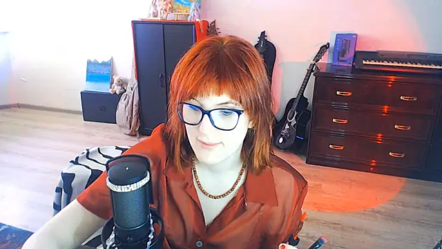ConchitaMesser online show from April 28, 2026, 2:00 pm