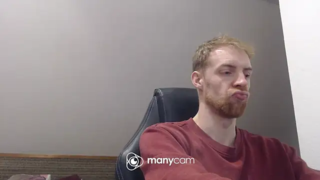 Snapshot of Milkyman7 chatting on November 9, 2025, 9:57 pm Milkyman7 online show from November 9, 2025, 9:57 pm