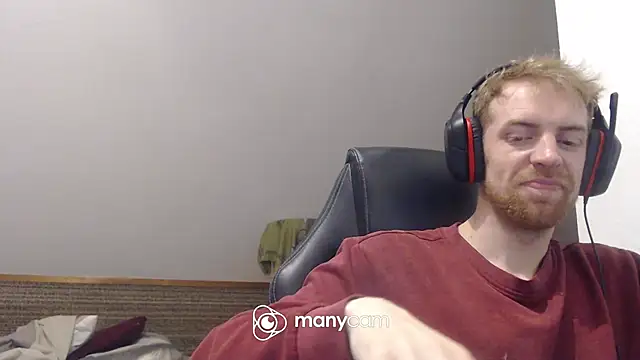 Snapshot of Milkyman7 chatting on November 13, 2025, 10:41 pm Milkyman7 online show from November 13, 2025, 10:41 pm