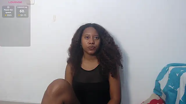 Ms-zozii online show from June 4, 2026, 6:47 pm