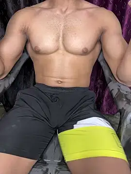 Snapshot of aarav_chaudhary007 chatting on August 2, 2026, 5:33 pm aarav chaudhary007 online show from August 2, 2026, 5:33 pm