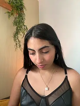 Lily Rush online show from May 26, 2026, 12:01 pm