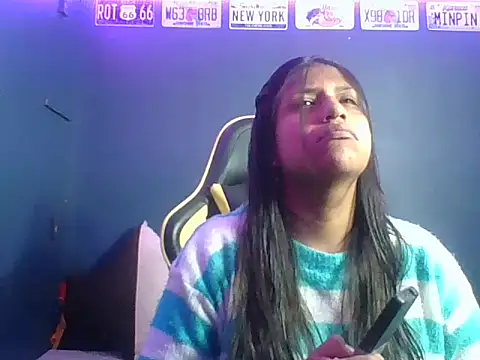 ParadiseEc online show from April 22, 2026, 12:13 am