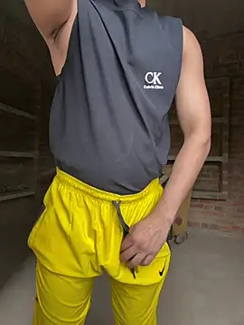 lucky 7inches online show from July 20, 2026, 2:37 am