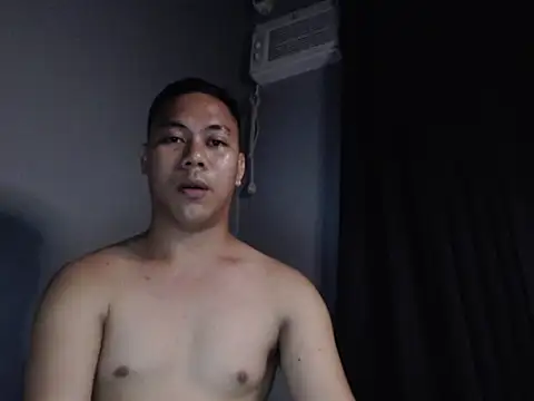 hottie island online show from May 3, 2026, 5:41 pm