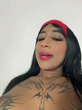 Zaabrina 20 online show from May 17, 2026, 10:39 pm