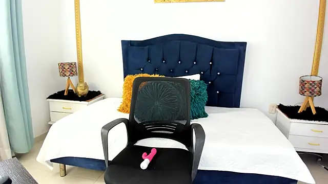 AmberKayleigh online show from July 3, 2026, 3:51 pm