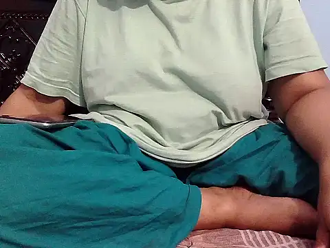 Chubbygirl Tisha online show from May 25, 2026, 9:10 pm