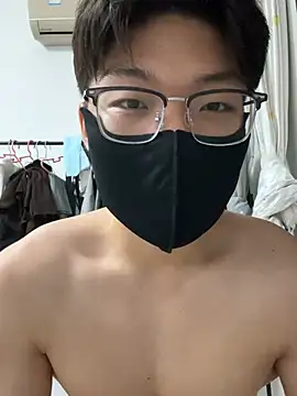 Ycen  online show from June 26, 2026, 5:17 pm
