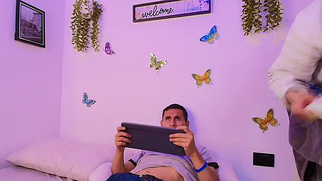 passion senxual online show from May 8, 2026, 8:47 pm