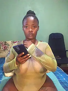 TheEmpressLushXO online show from April 21, 2026, 8:42 am