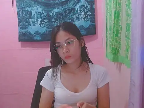 Snapshot of Sweetsexylady19 chatting on May 31, 2026, 4:09 am Sweetsexylady19 online show from May 31, 2026, 4:09 am
