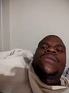 W0rthiit online show from April 21, 2026, 8:23 pm