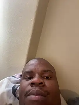 W0rthiit online show from April 25, 2026, 1:41 pm