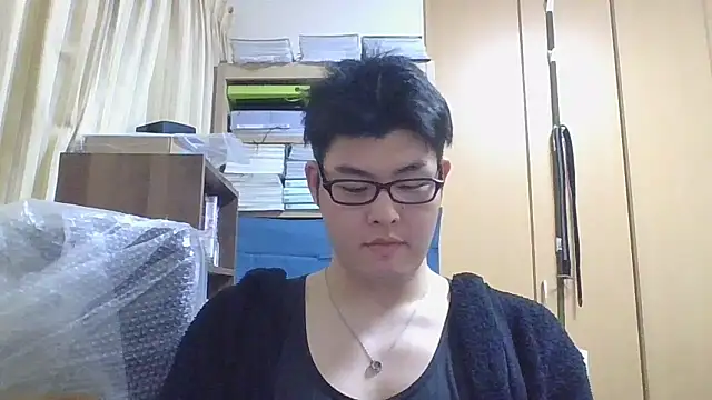 Snapshot of shun_201 chatting on April 20, 2026, 1:14 pm shun 201 online show from April 20, 2026, 1:14 pm