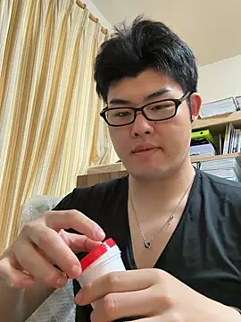 Snapshot of shun_201 chatting on May 2, 2026, 9:09 pm shun 201 online show from May 2, 2026, 9:09 pm